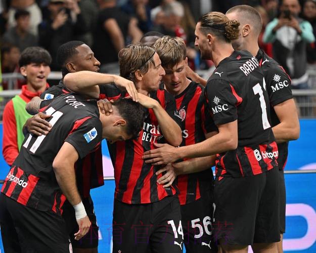 连续被保级队阻击！AC米兰1-1绝平佛罗伦萨，国际米兰笑纳大礼